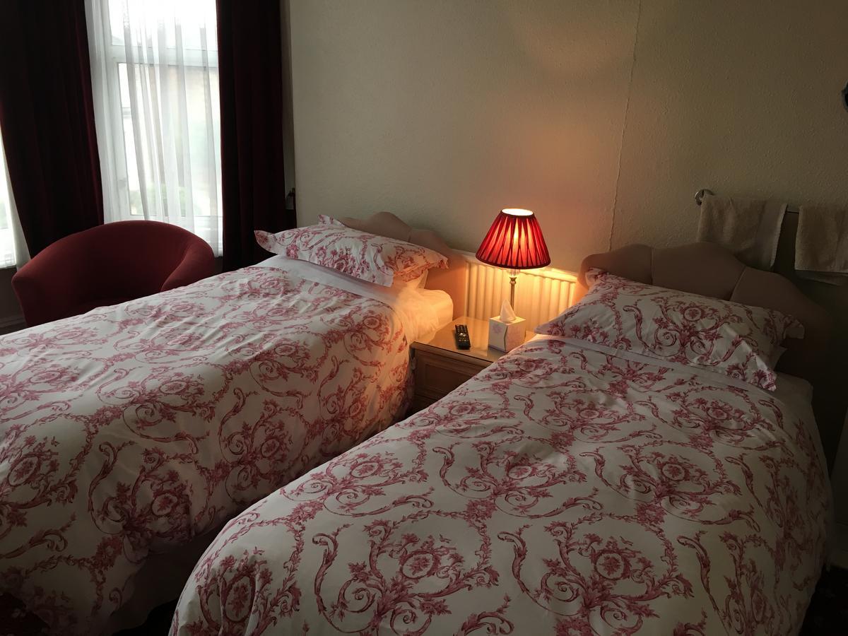Ellenborough House Bed & Breakfast เซาธ์แธมป์ตัน ภายนอก รูปภาพ